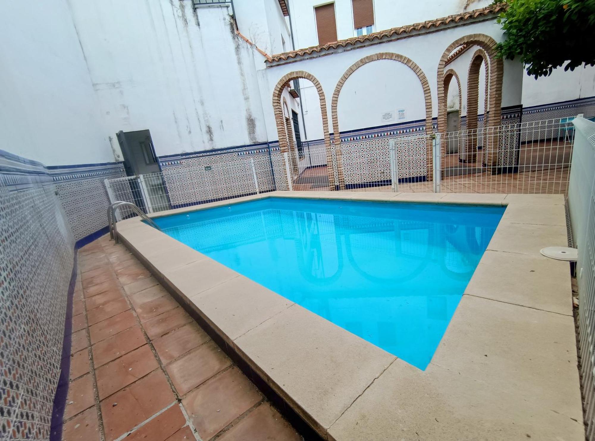 El Patio De La Piscina * Cordoba